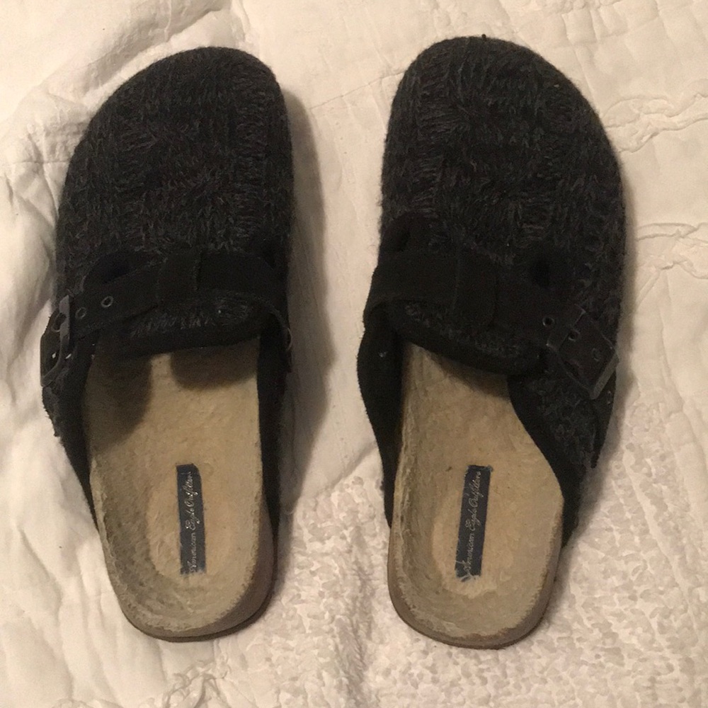 American Eagle clogs